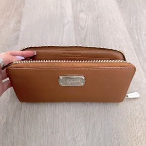 Brown Michael Kors Wallet